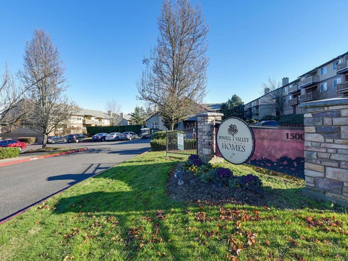 Powell Valley Farms Apartments in Gresham, OR